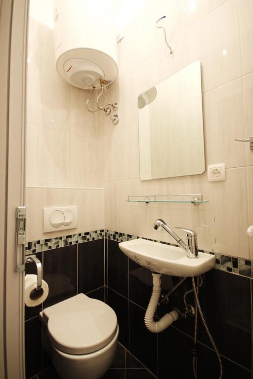 Art Guesthouse Kotor Ngoại thất bức ảnh