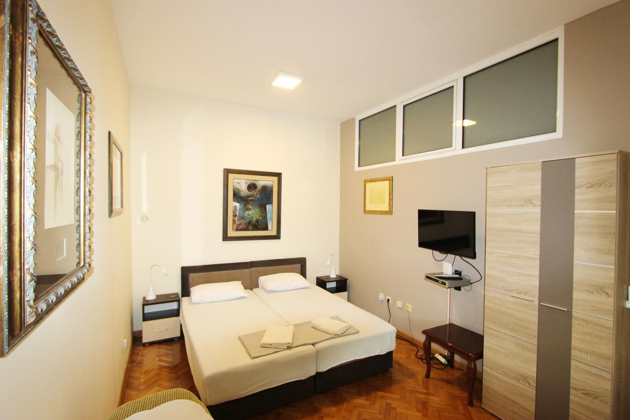 Art Guesthouse Kotor Ngoại thất bức ảnh